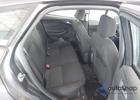 2017 Ford Focus Se z USA, uszkodzony, nr VIN 1FADP3K20HL337796